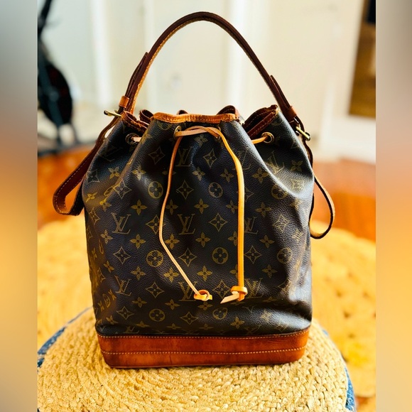 Louis Vuitton Handbags - Louis Vuitton large noe shoulder bag monogram
